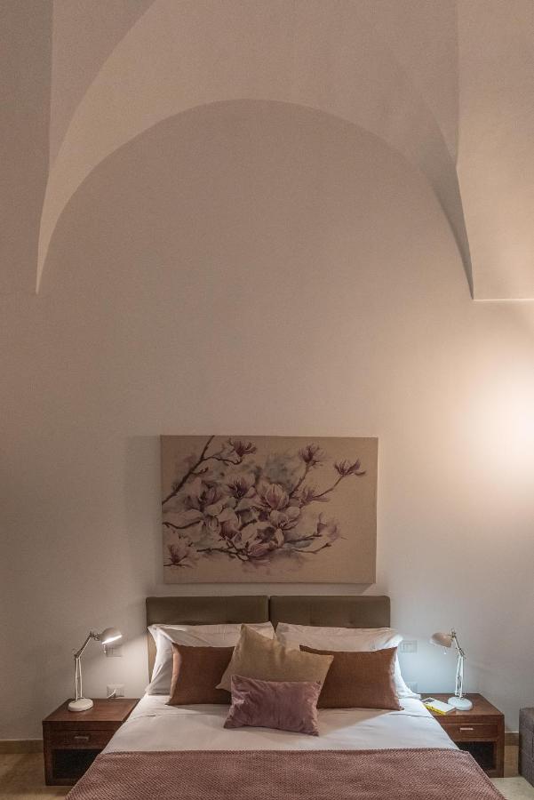 Rubichi 6 - Old Town Apartment Sit Лечче Экстерьер фото