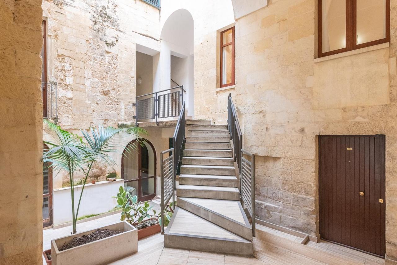Rubichi 6 - Old Town Apartment Sit Лечче Экстерьер фото
