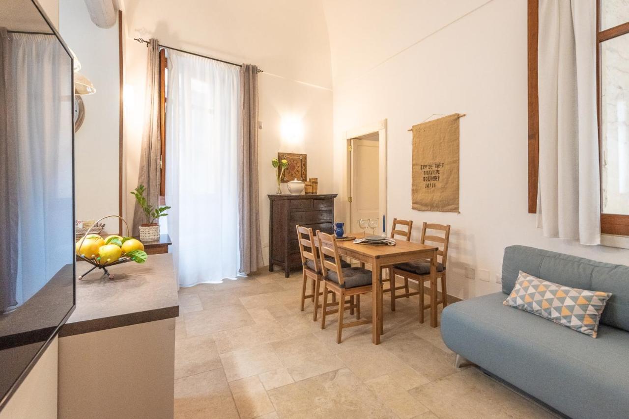 Rubichi 6 - Old Town Apartment Sit Лечче Экстерьер фото